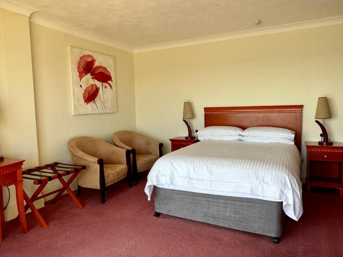 Regent Court - Seafront, Sandown - Free Car Ferry For Bookings Of 3 Or More Nights, Subject To Availability Exteriör bild