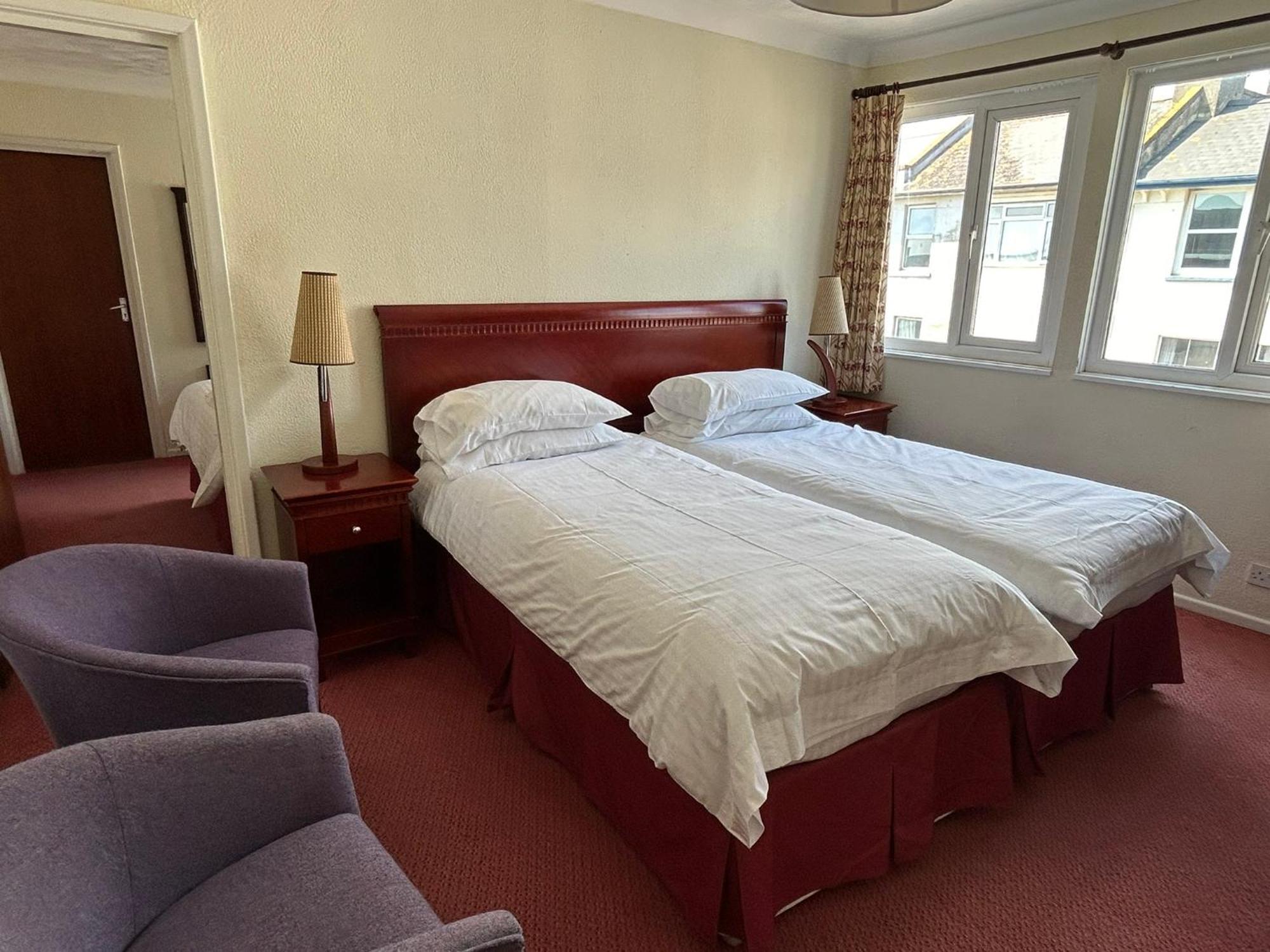 Regent Court - Seafront, Sandown - Free Car Ferry For Bookings Of 3 Or More Nights, Subject To Availability Exteriör bild
