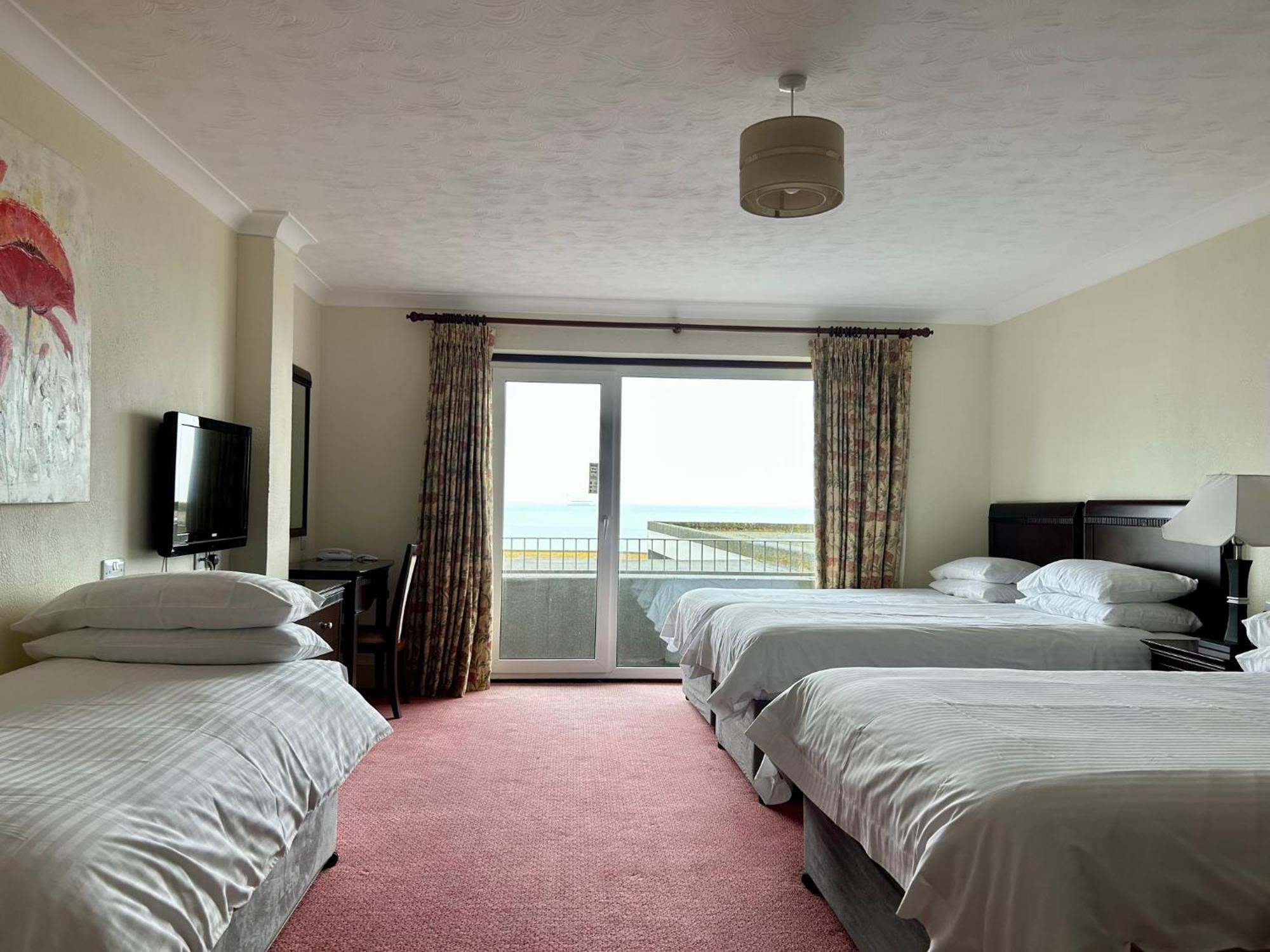 Regent Court - Seafront, Sandown - Free Car Ferry For Bookings Of 3 Or More Nights, Subject To Availability Rum bild