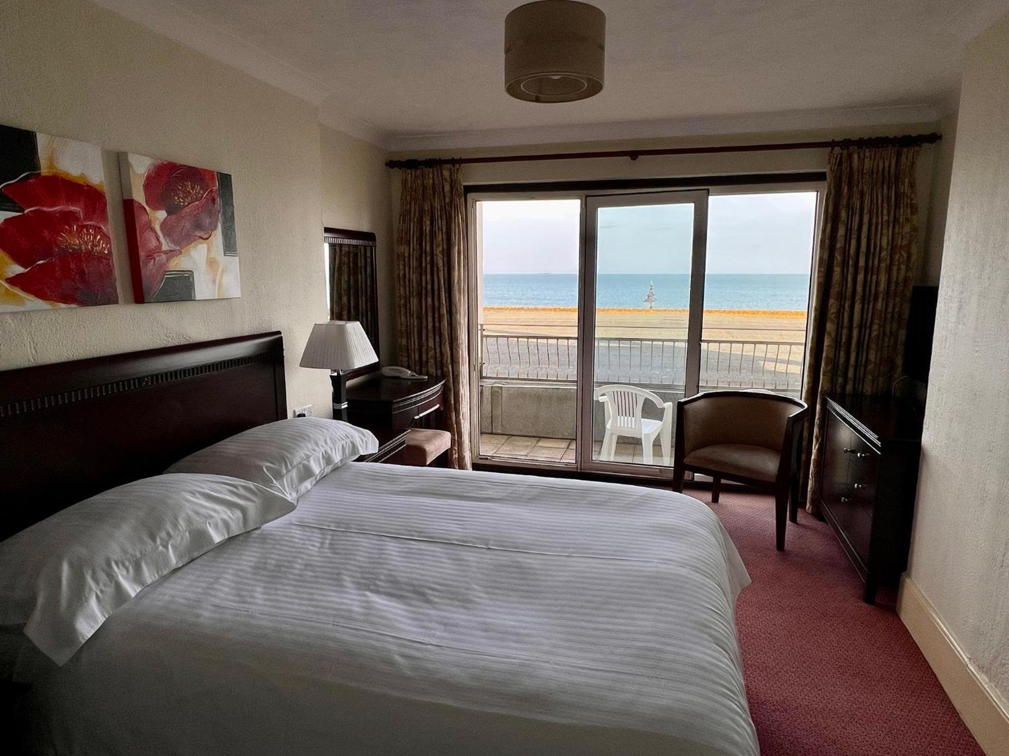 Regent Court - Seafront, Sandown - Free Car Ferry For Bookings Of 3 Or More Nights, Subject To Availability Rum bild
