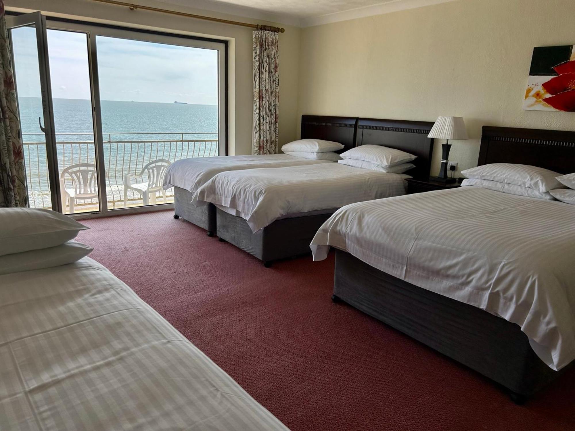 Regent Court - Seafront, Sandown - Free Car Ferry For Bookings Of 3 Or More Nights, Subject To Availability Rum bild