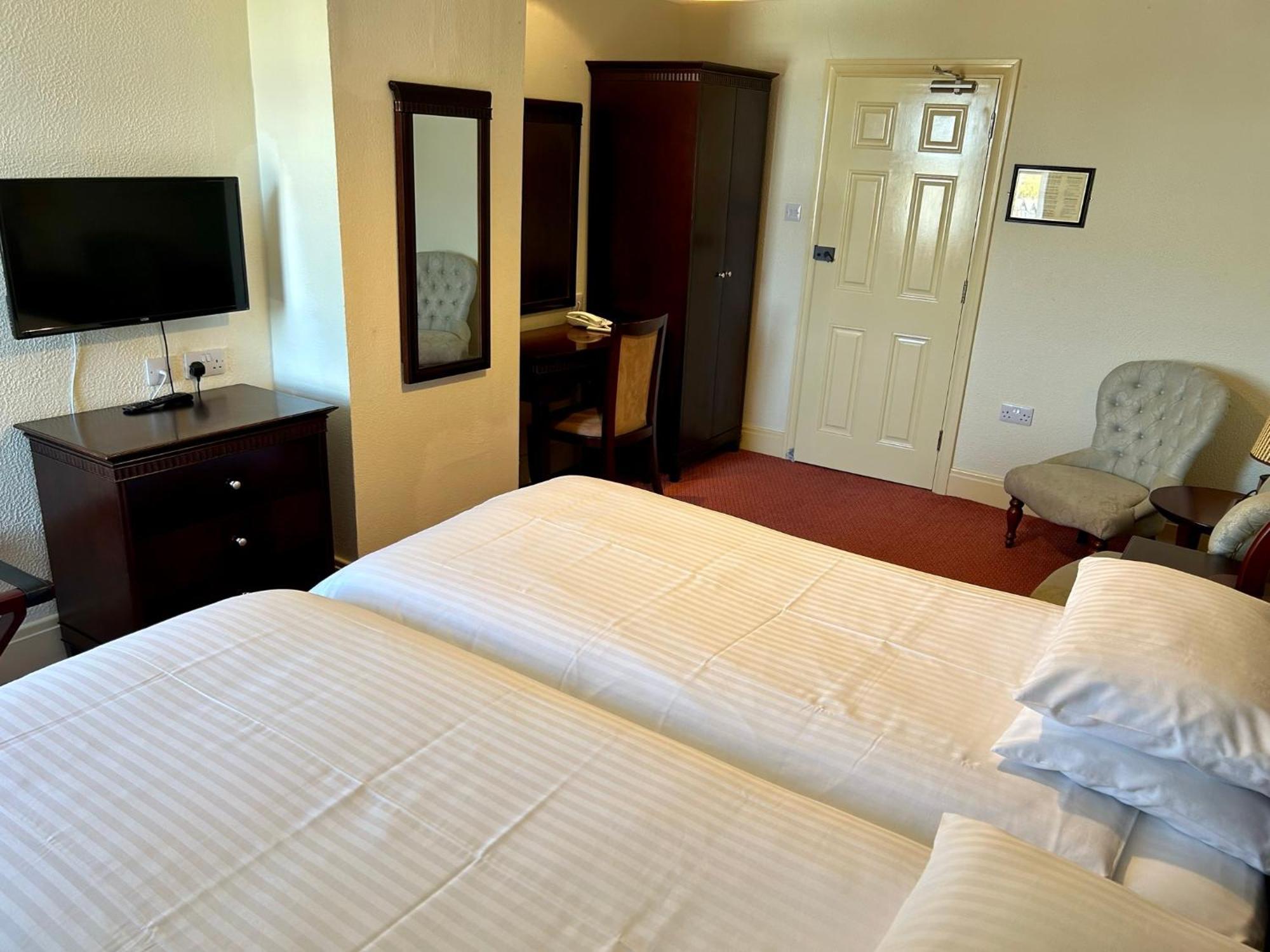 Regent Court - Seafront, Sandown - Free Car Ferry For Bookings Of 3 Or More Nights, Subject To Availability Exteriör bild